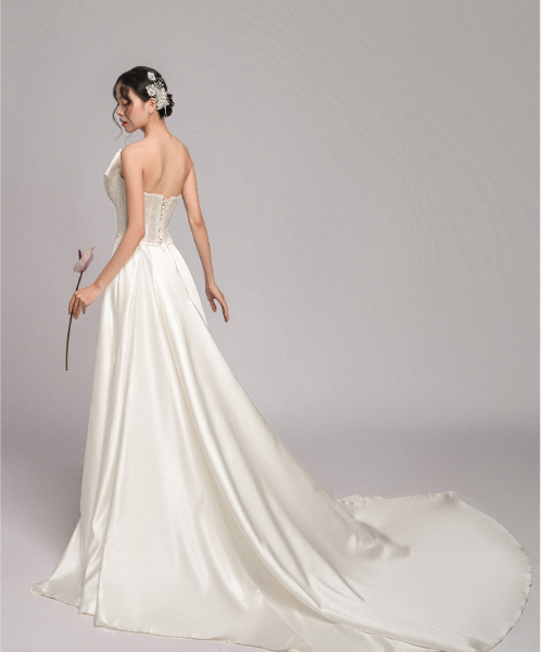 Váy Cưới Tulip - VCT015